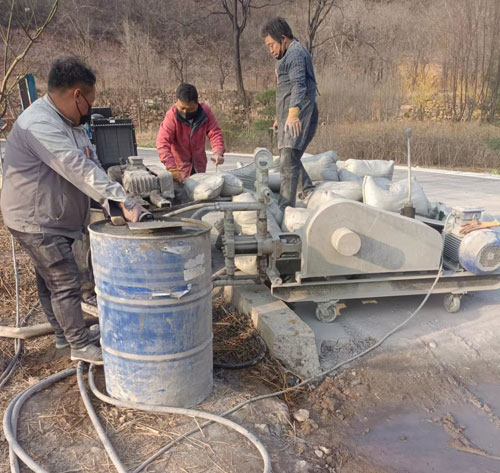 观山湖路面下沉注浆